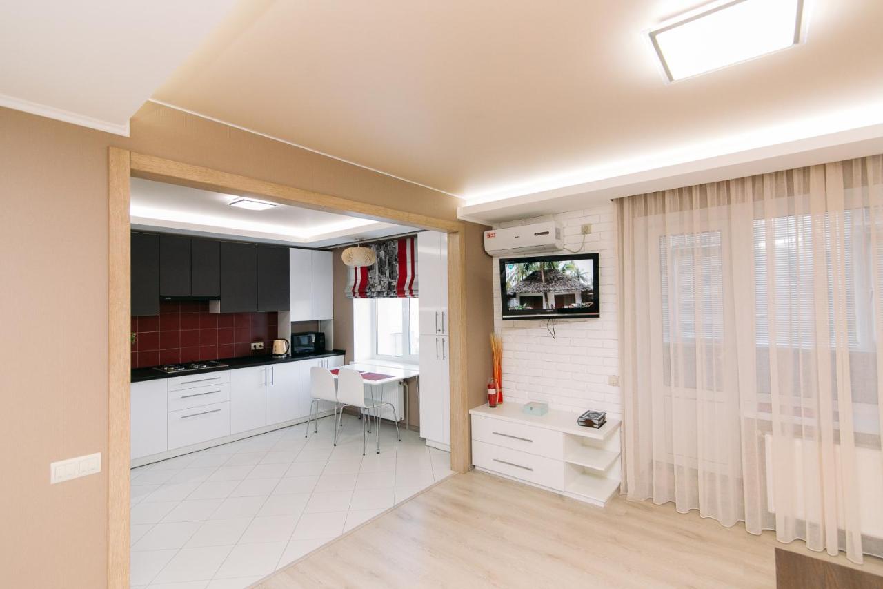 Vip Apartments Faraon On Kharkovskaya 1 Floor Sumy Exterior foto